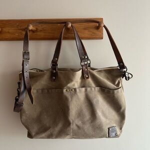 Red House VT Waxed Brown Canvas Messenger Bag